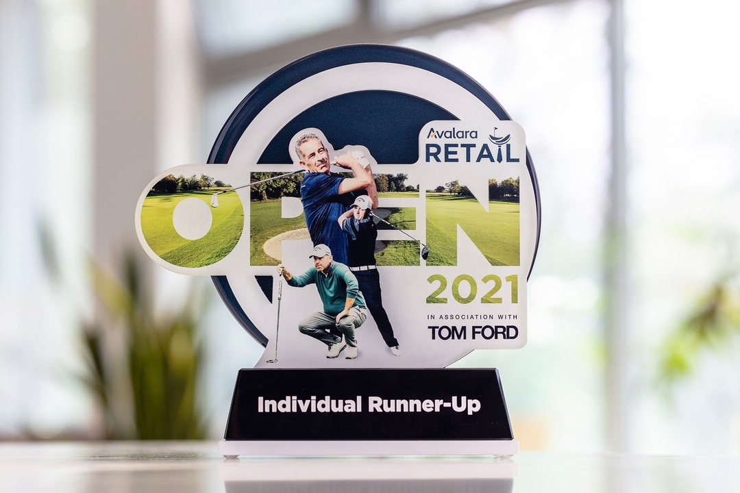 statuetka szklo Avalara Retail Open glasso
