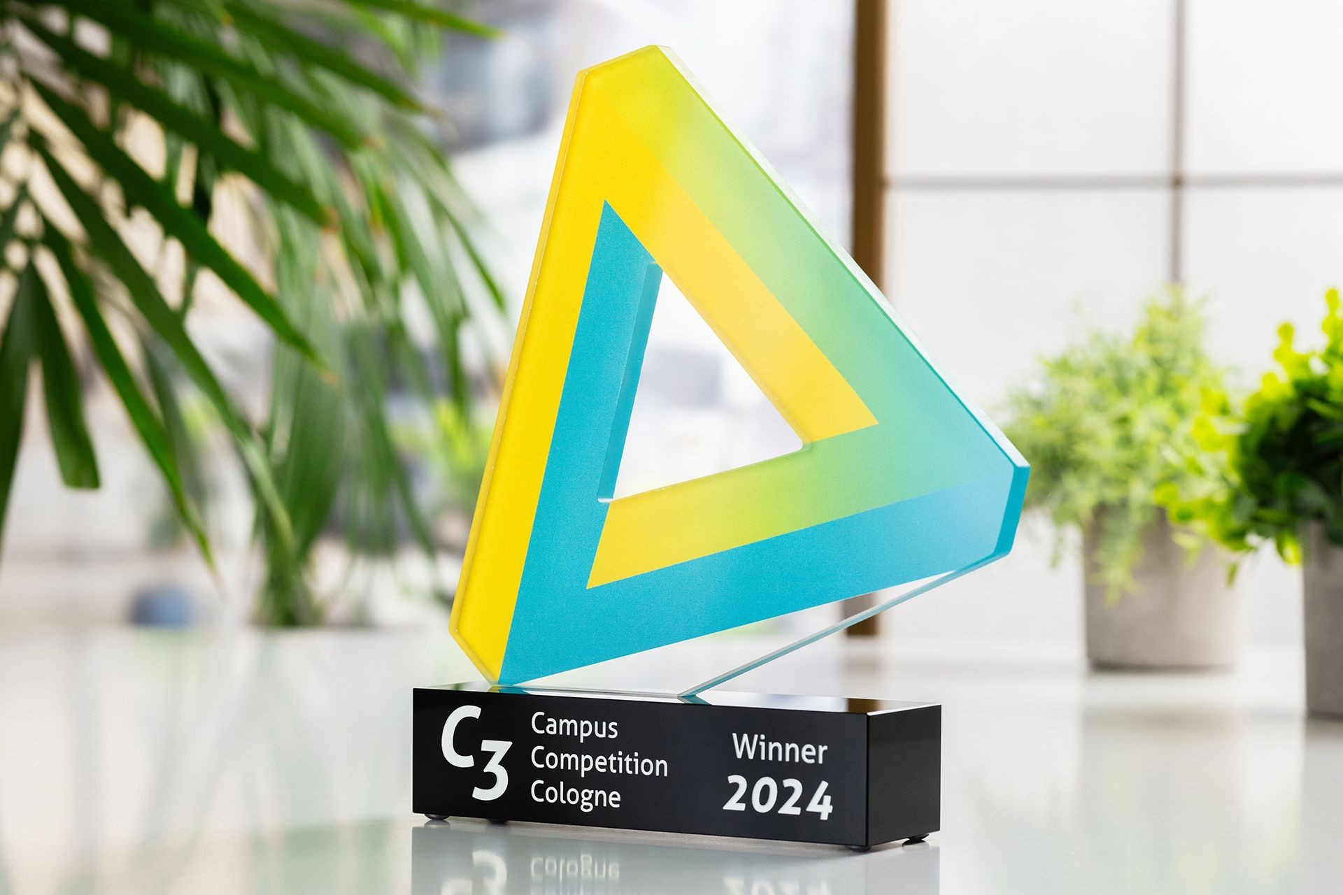 Glasso custom award