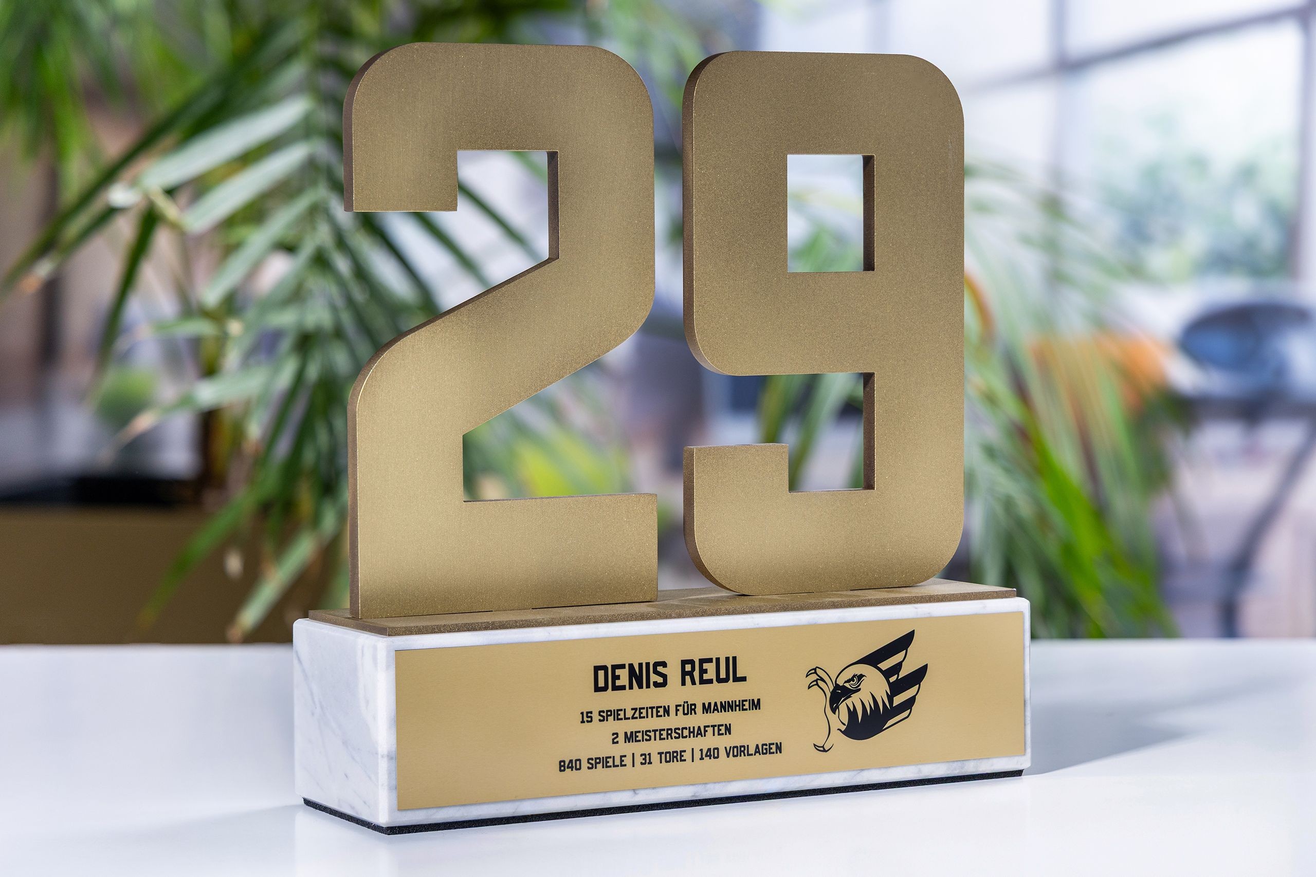 Glasso custom award