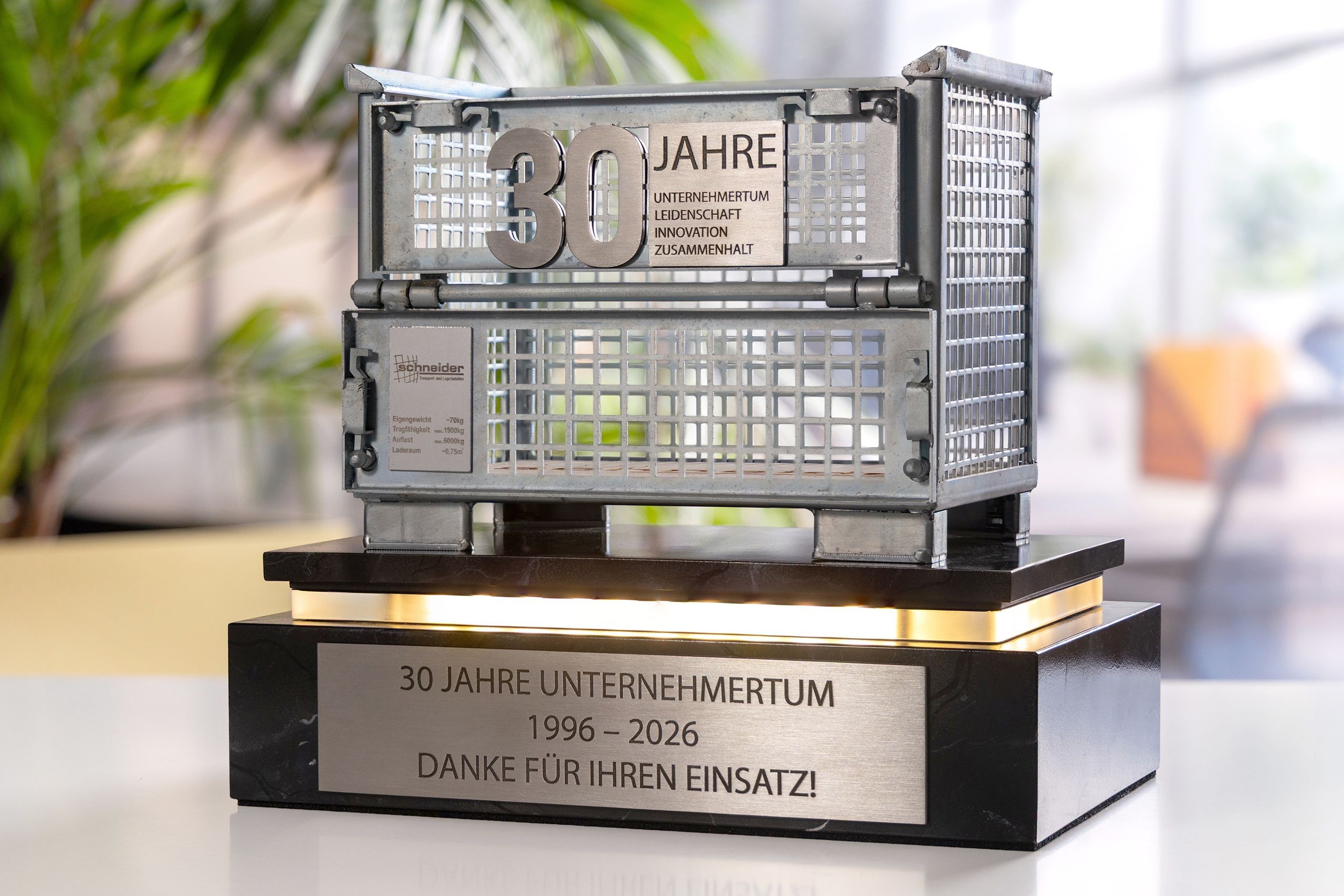 Glasso custom award