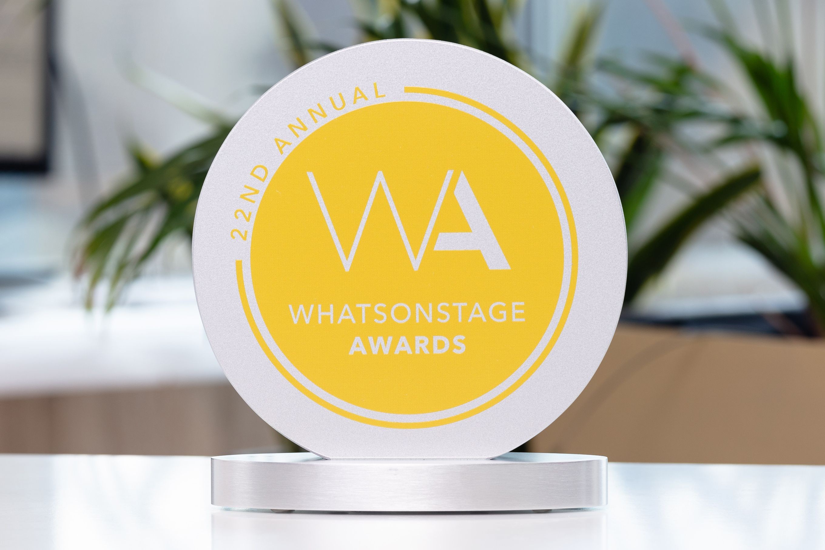 Glasso custom award