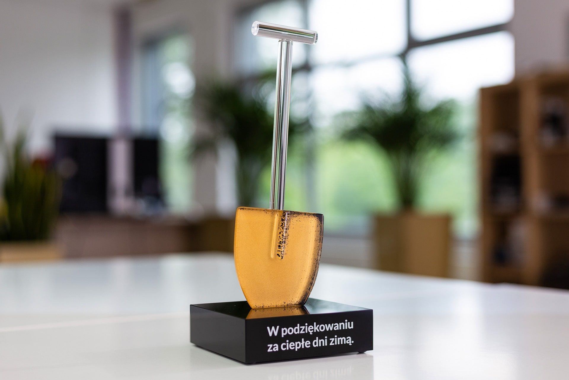 statuetka szklo GDDKiA glasso